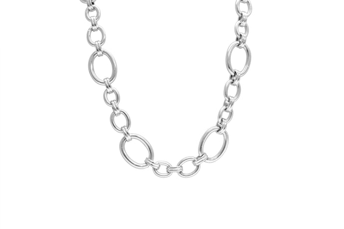 Overly Oval Chain Necklace